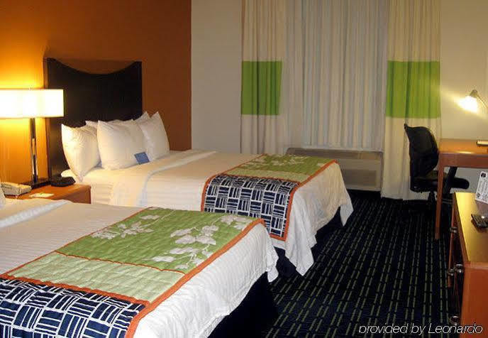 Dubuque Inn & Suites Kültér fotó
